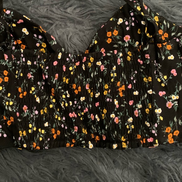 NWT AFRM floral  sleeveless crop top size XL - Picture 6 of 7